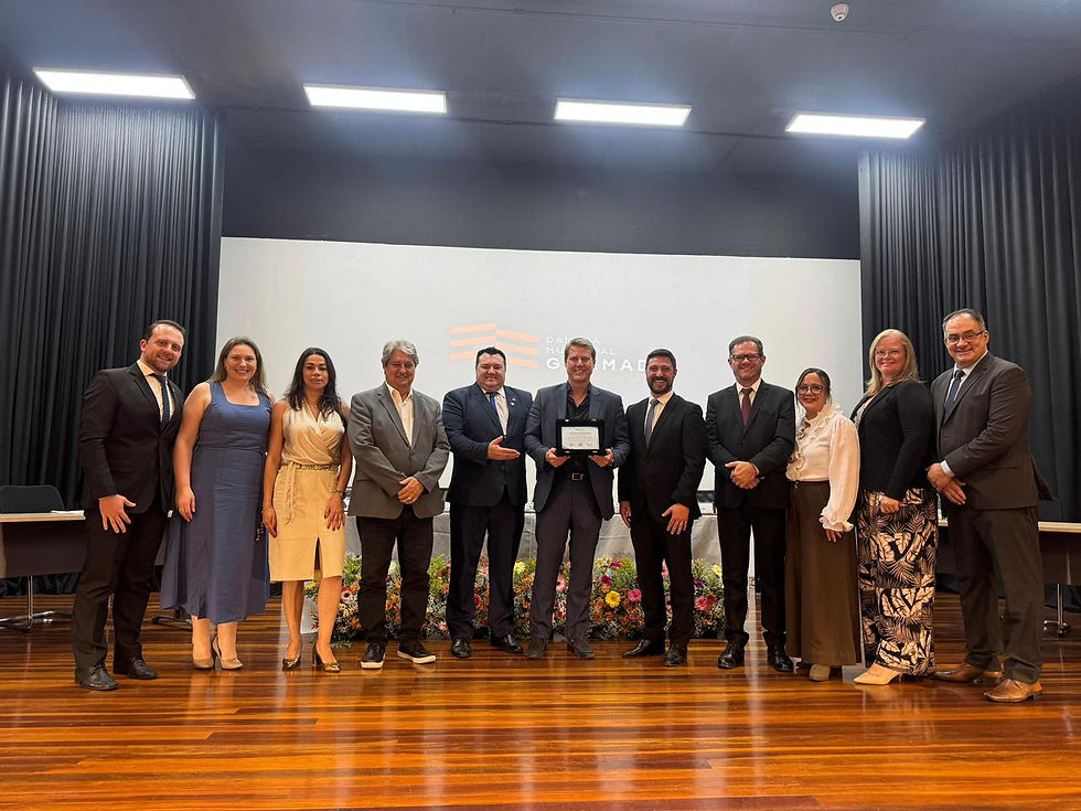 Emocionado, Guilherme agradeceu a honraria: “É impossível expressar a alegria de receber este título. Ser de Gramado é um orgulho imenso, e ser cidadão gramadense é uma honra ainda maior.” Crédito: Divulgação