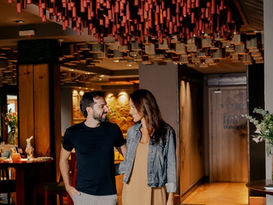 Único hotel 14+ de Gramado aposta em experiência completa para o Dia dos Namorados