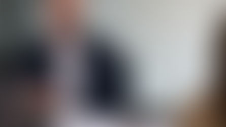 O condomínio pode controlar o comportamento do morador nas redes sociais e grupos de WhatsApp