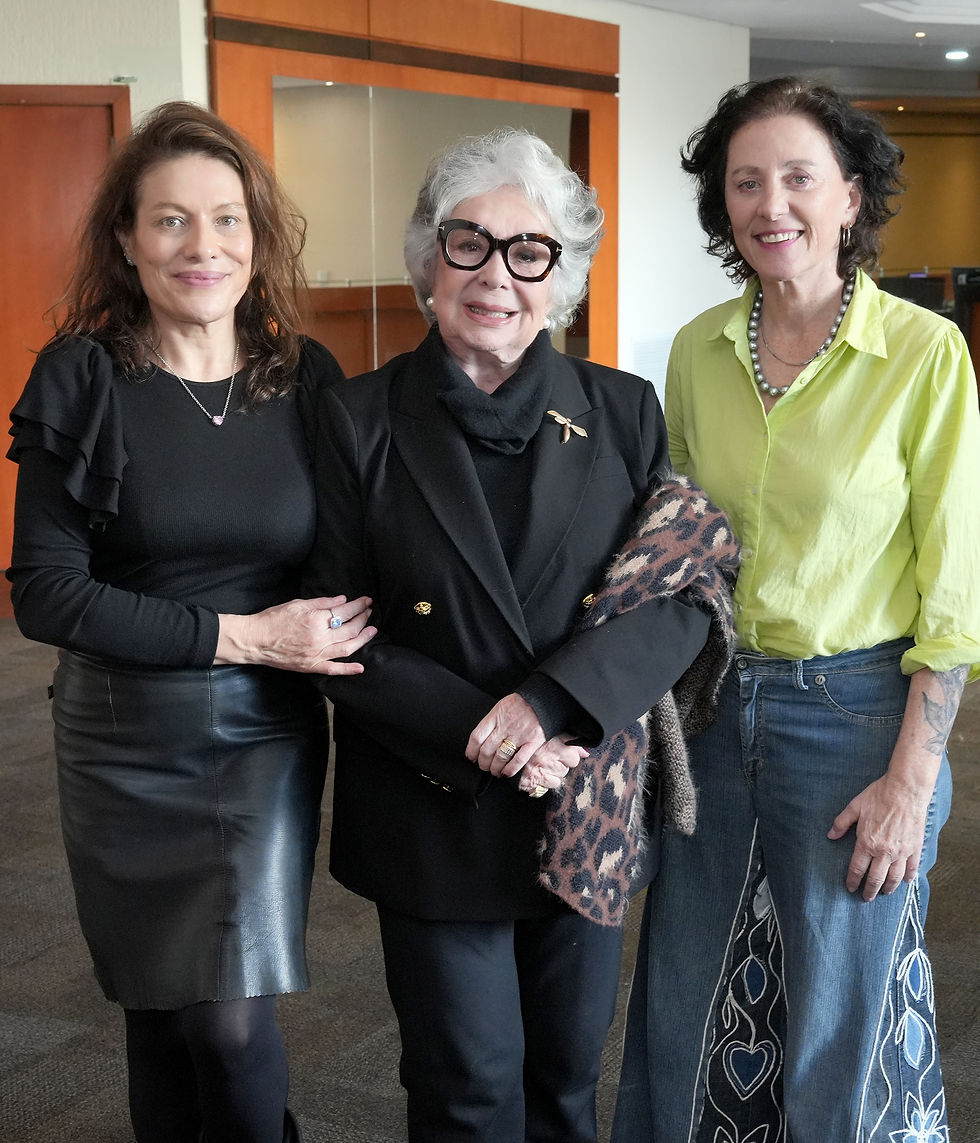 Ana Claudia Didolich, Tânia Carvalho e Flavia Gazola esbanjaram vitalidade após uma manhã de palestras sobre saúde e qualidade de vida - Foto: Leandro Araújo