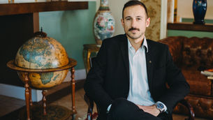 Dr. Maurício Bolzan - Dr. Maurício Bolzan