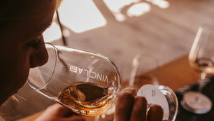 Experiência ganha temporada de verão em Enoteca de Gramado