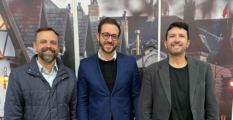 Rafael Chaves, Ricardo Reginato, e Vicente Atz. Crédito: Divulgação
