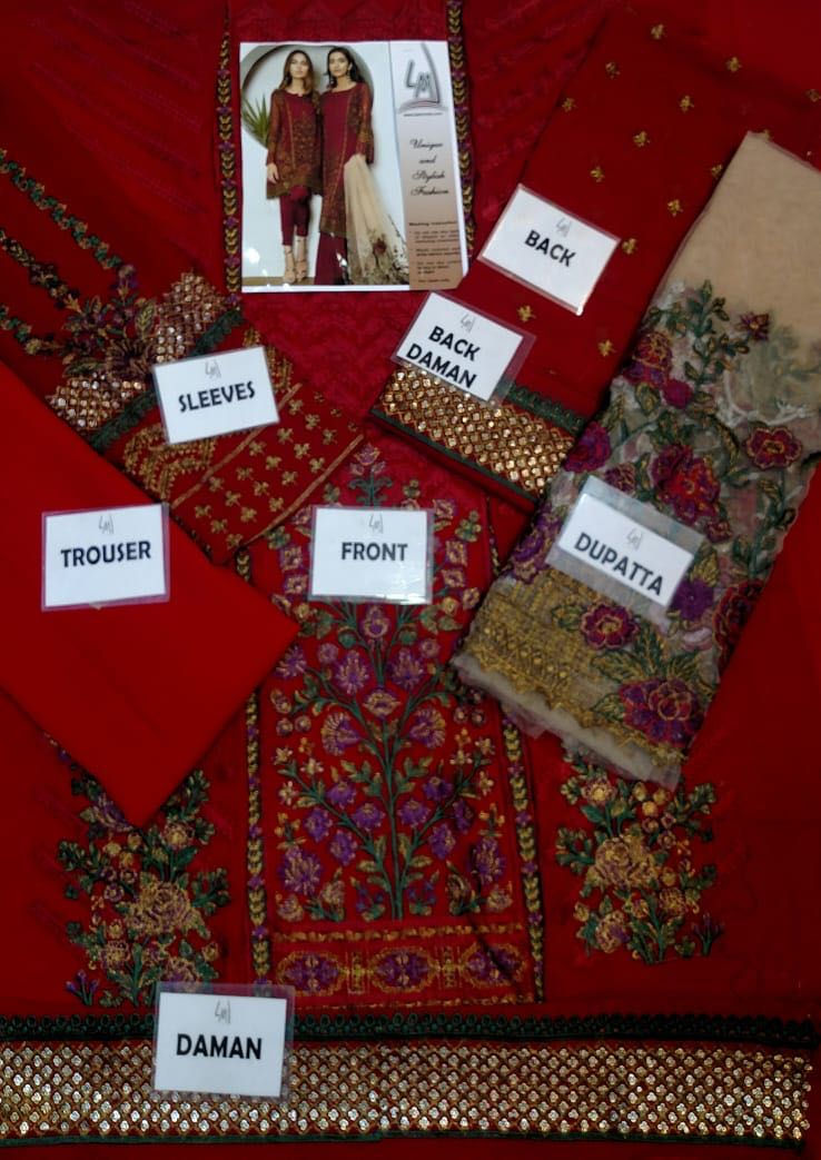 Thumbnail: BAROQUE CHANTELLE COLLECTION 