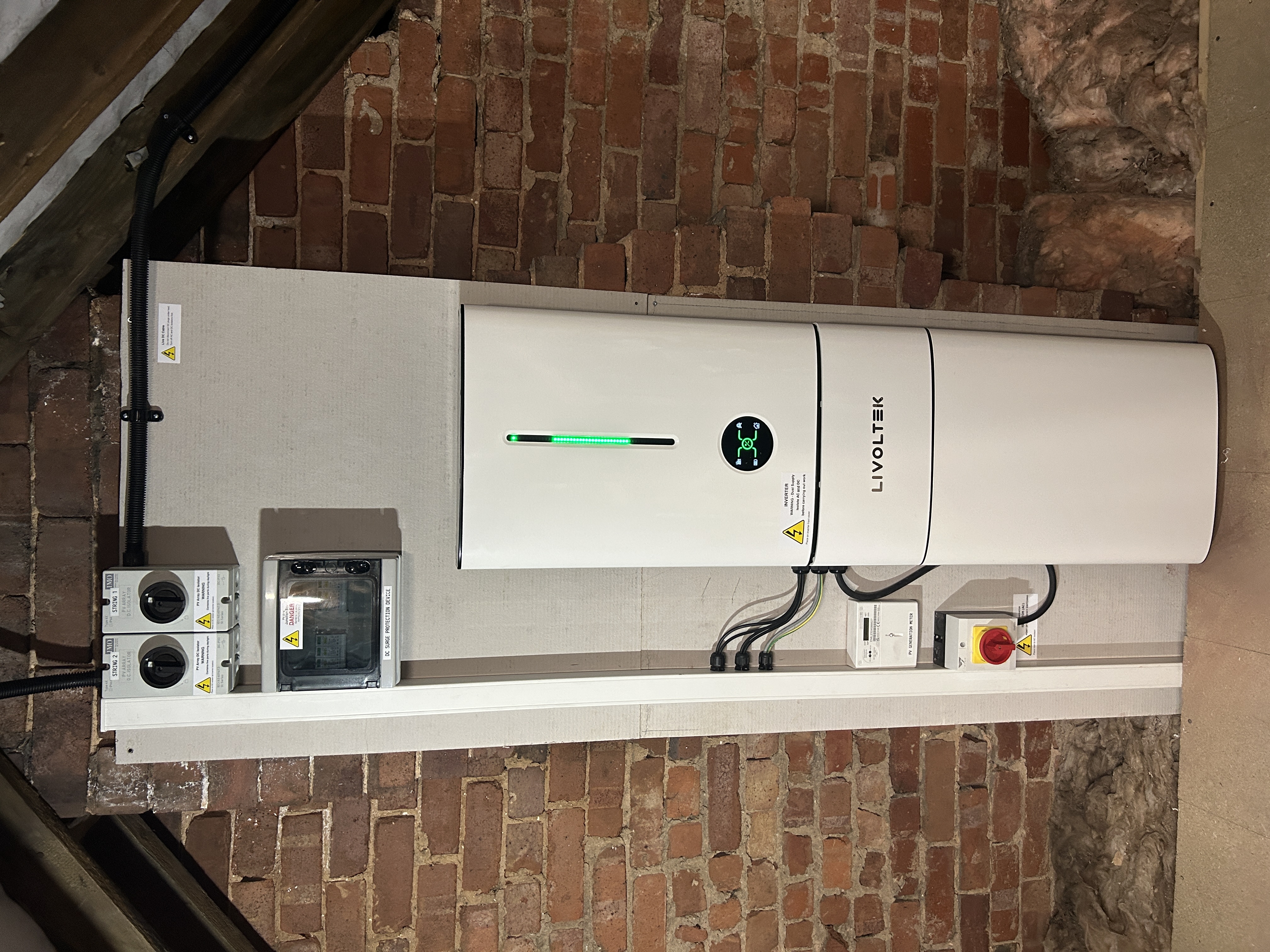 Livoltek Inverter and Battery