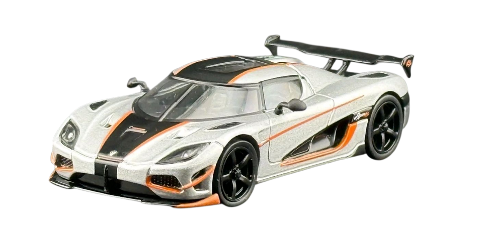 Koenigsegg Agera RS Moon Silver/Black TARMAC WORKS 1:64