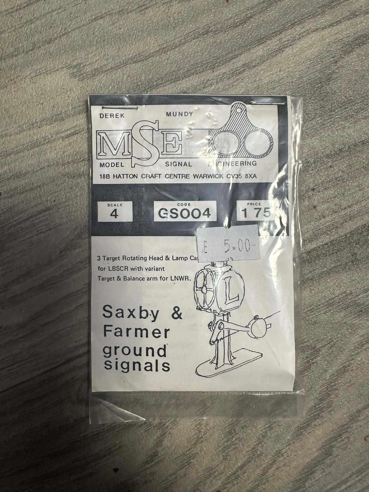 Saxby & Farmer ground signals GSOO4