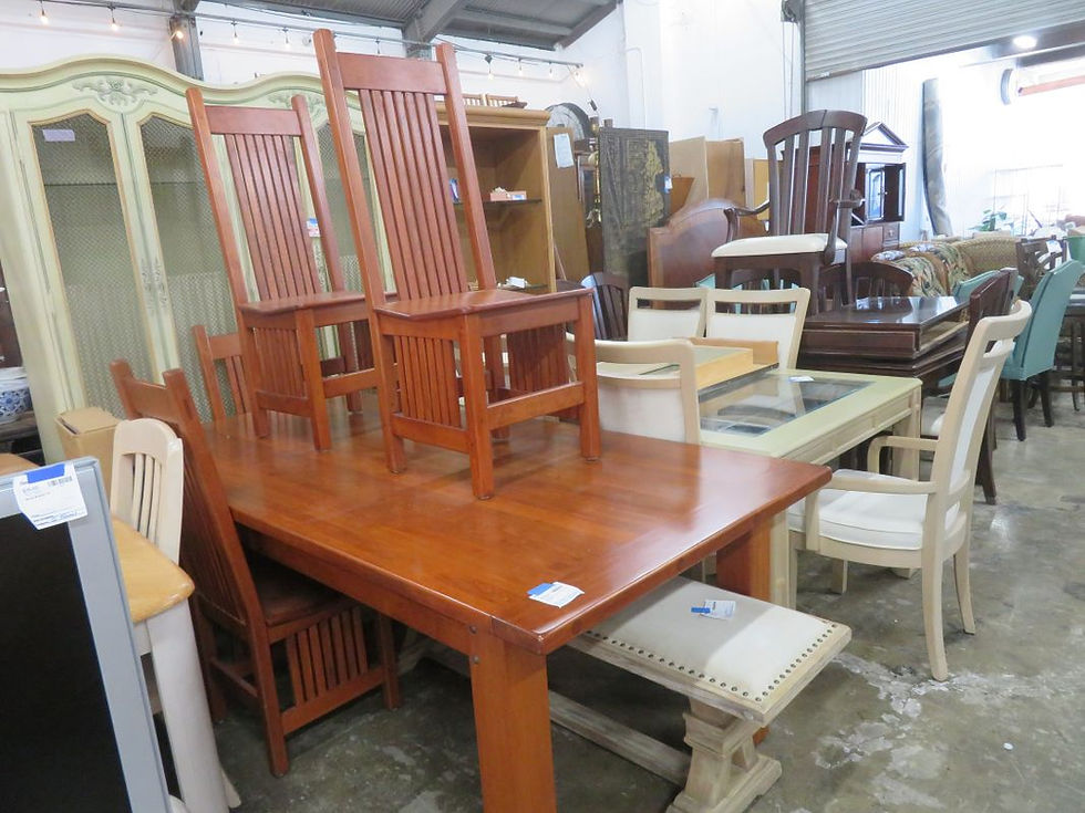 Oak Mission Dining Table Set $ 750.00