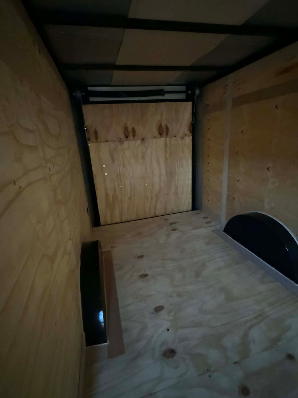 Thumbnail: 2026 Yellowstone 5x10 Cargo, Silver/Black, Hidden Fenders,.080 Polycor, 3500GVWR