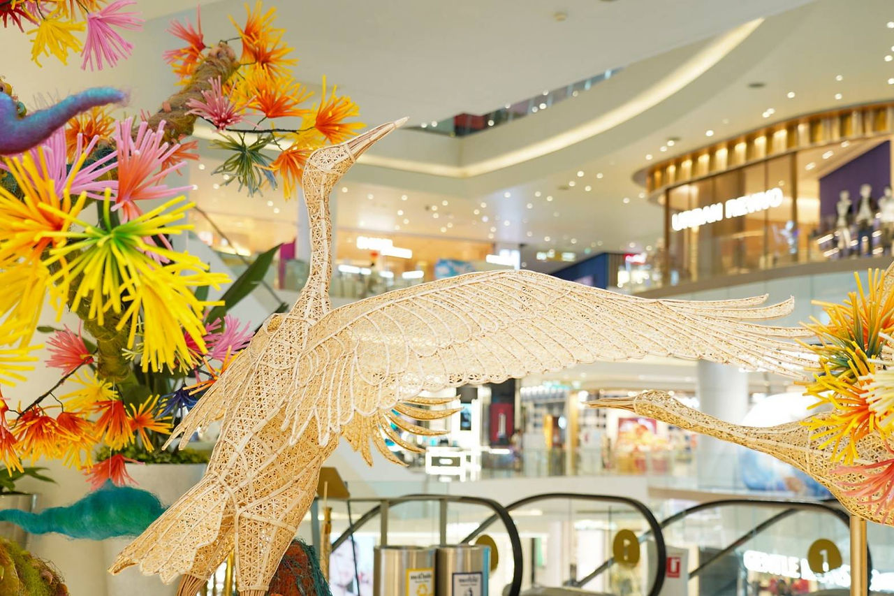 New installation titled “Weaving Prosperity” at ICONSIAM