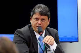 Tarcísio reforça ser a favor da reforma tributária mas cita pontos de atenção