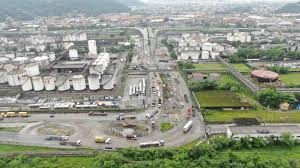 Obras de drenagem na Alemoa provocam desvios da perimetral