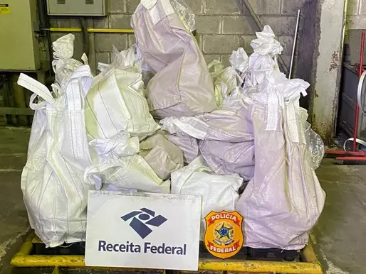Receita Federal apreende 376 kg no Porto de Santos