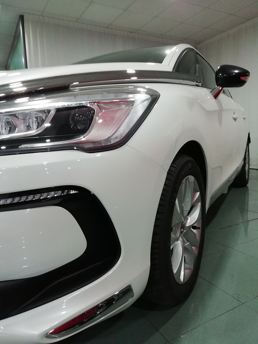 Miniatura: Citroën DS 5