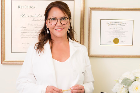 2019-Dra. Young-062-Edit02.jpg