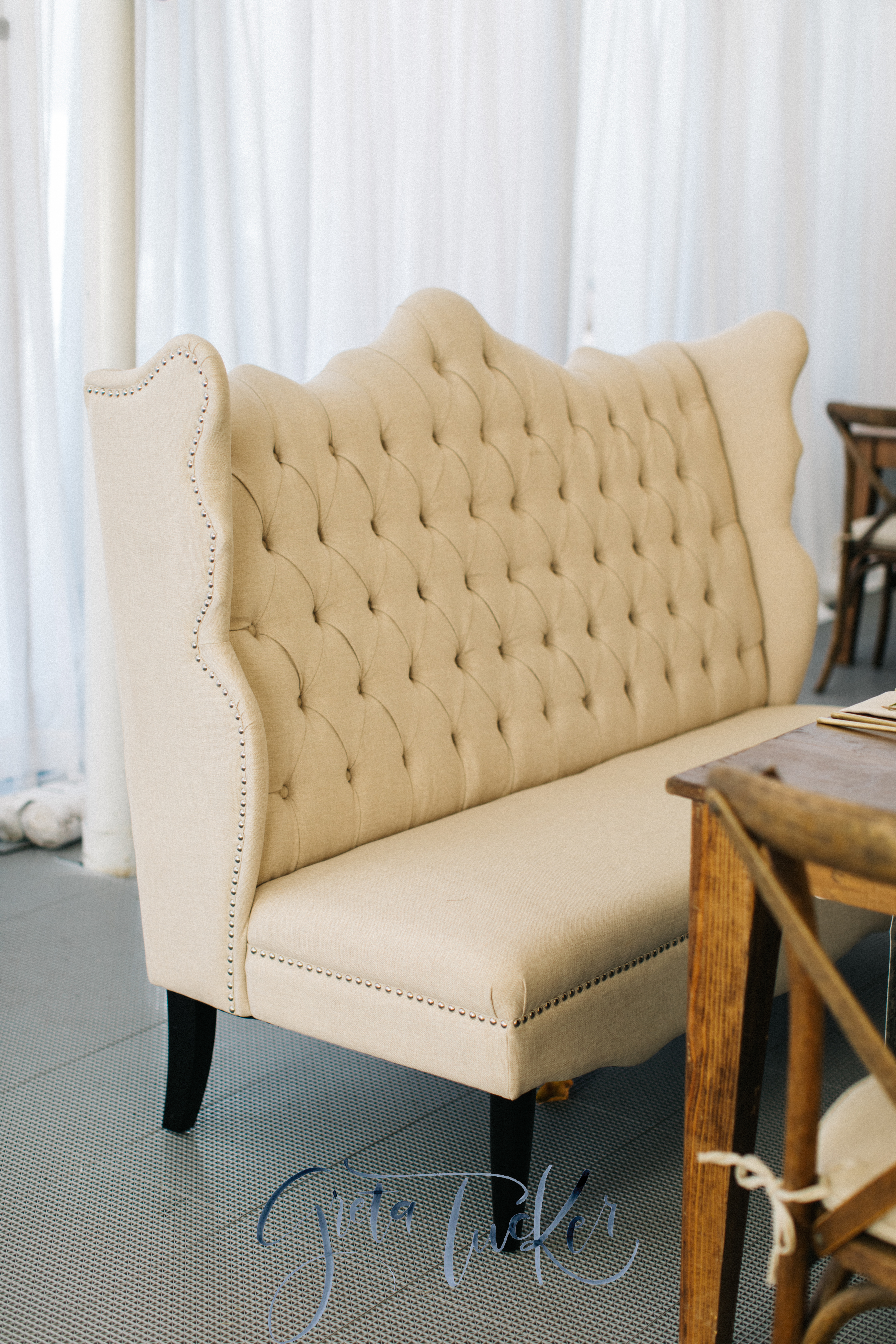 King Love seat