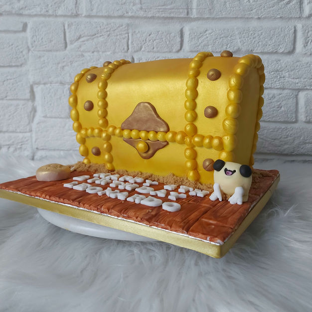 A gold pirate treasure chest.