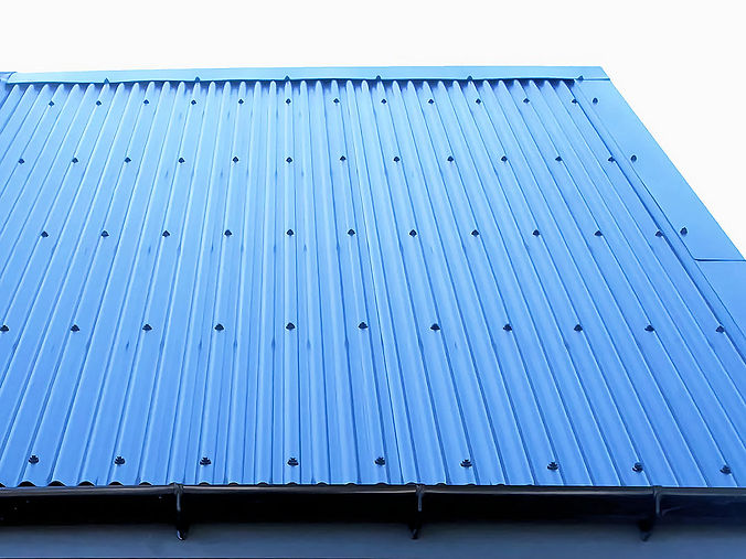 ConstruNova | Techo de lámina ondulada – Solución Comercial con cubierta AluZinc AZM150 Cal. 26 para edificios comerciales y oficinas en Costa Rica.