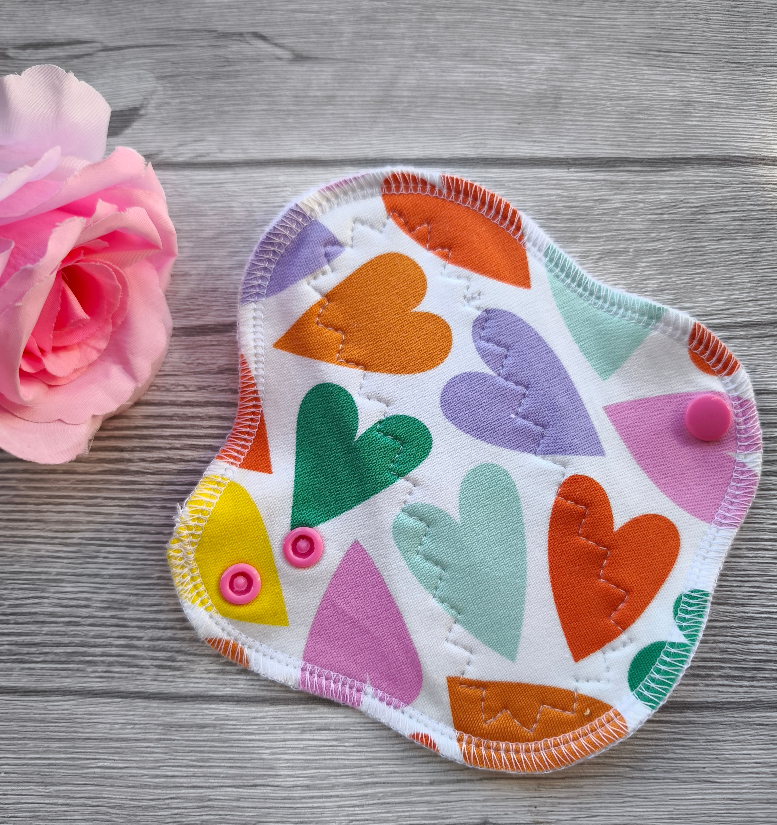 PU dnevni curvy 16,5cm, hearts