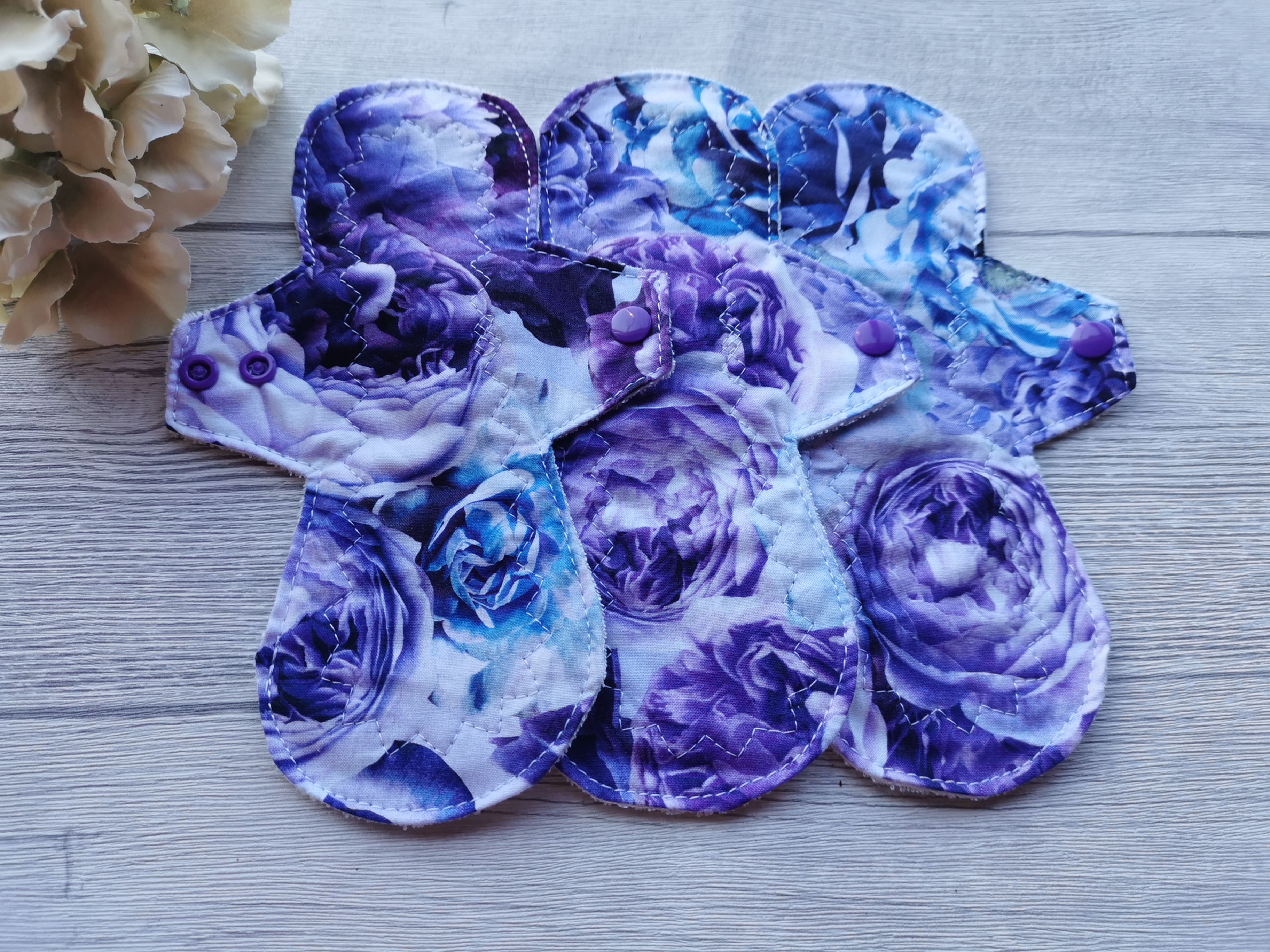 Set 3 PU 24cm, purple roses, model moderate