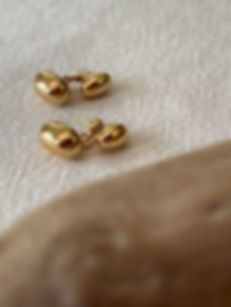 SAFIYA - Boucles d'oreilles 2 grains de café 1 clou + 1 en pendentif