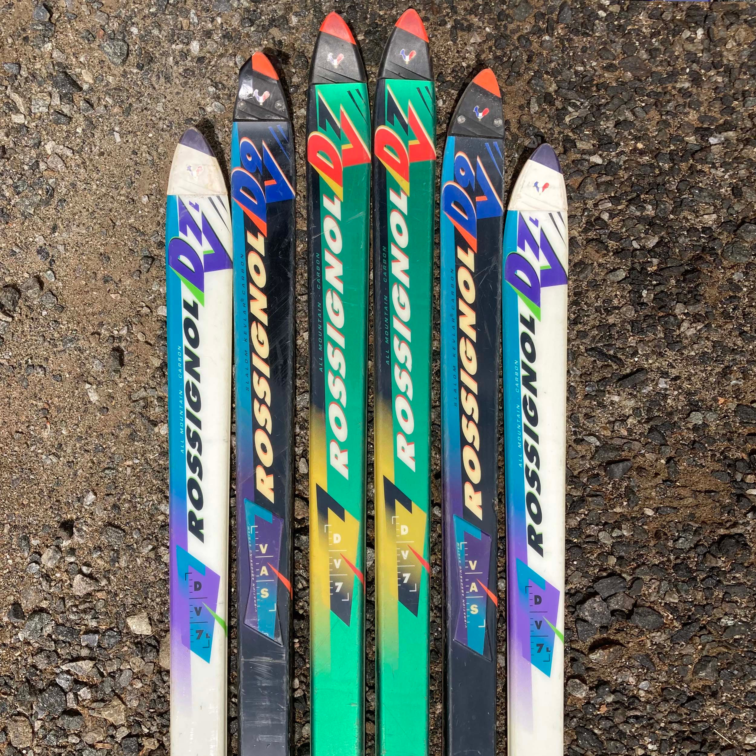 Made-to-Order Downhill Alpine Ski Chair – Rossignol Capped