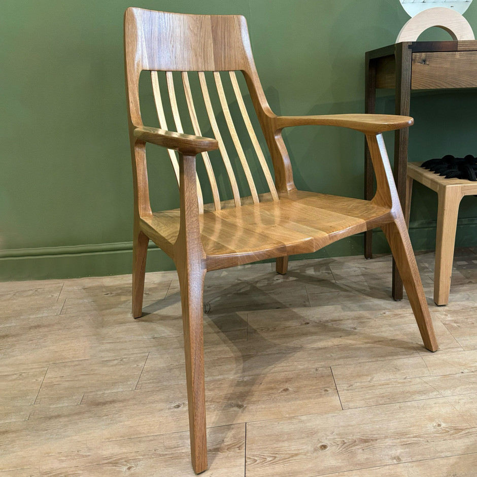 Luca Listening Chair
