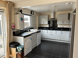 135 Kitchen 2.HEIC