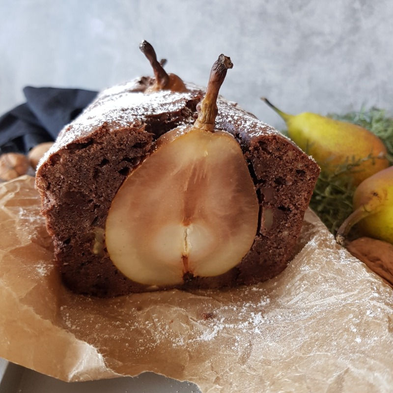 Ein Kastenkuchen mit ganzen Birnen, Fantastische Food Fotografie, Jofoodwerkstatt