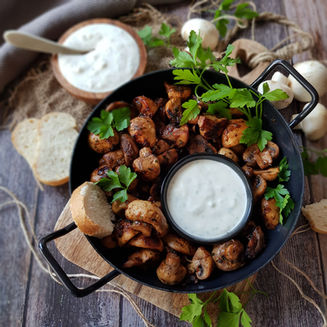 Champignons Pfanne mit Knoblauch Dip