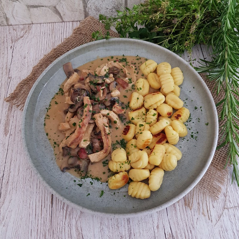 Geschnetzeltes mit Gnocchi