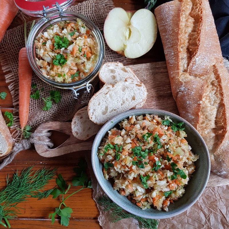 Spitzkohl Möhren Salat