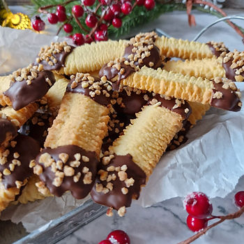 Spritzgebäck, Gebäck, Weihnachtsgebäck, Kekse backen, Adventszeit, Backen mit Kindern, Kekse für Weihnachten, Kekse durch Fleischwolf durchgepresst, Rezeptidee aus der @jofoodwerkstatt Küche