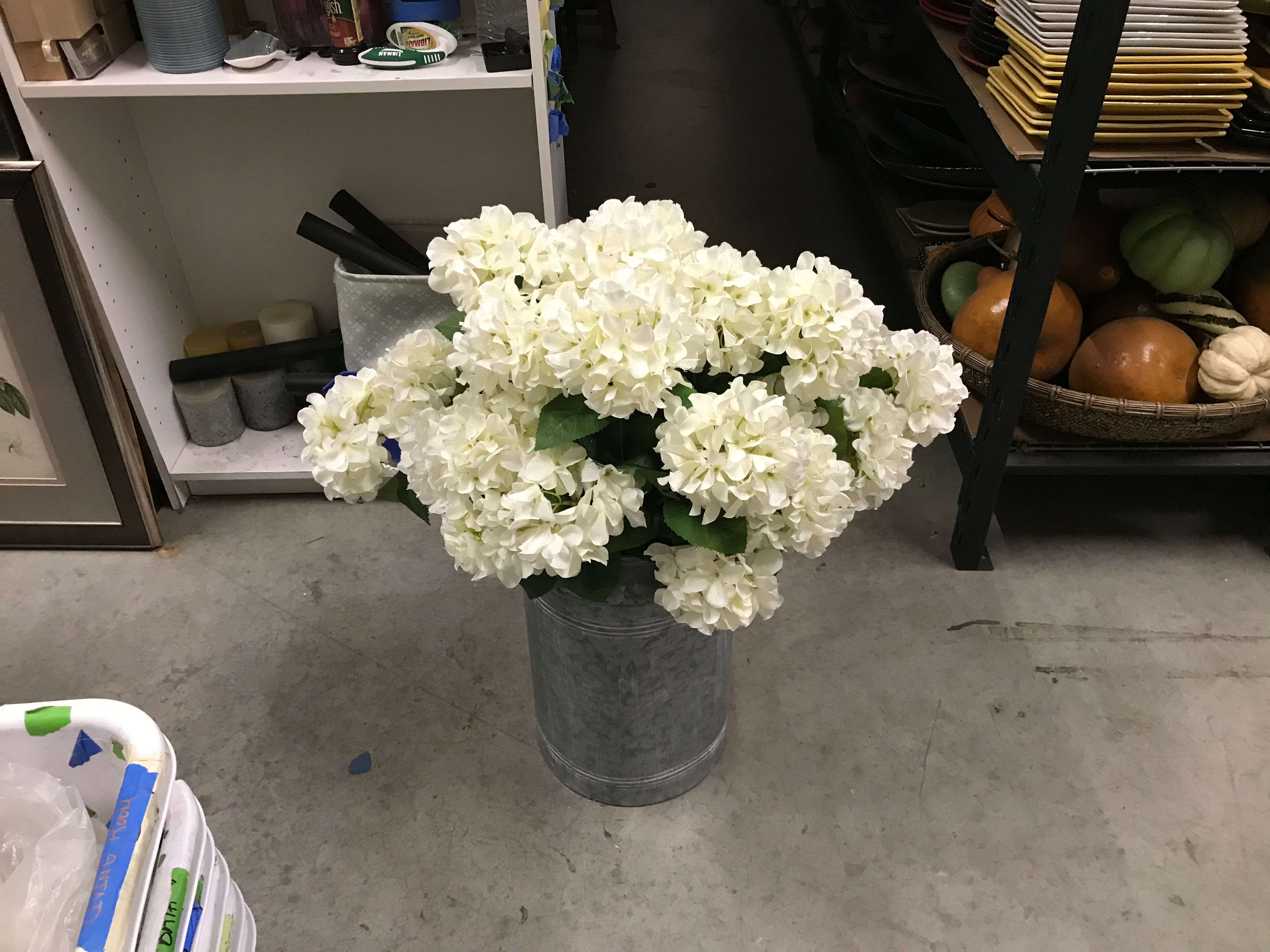 GALVANIZED MILK CAN WITH WHITE HYDRANGEAS