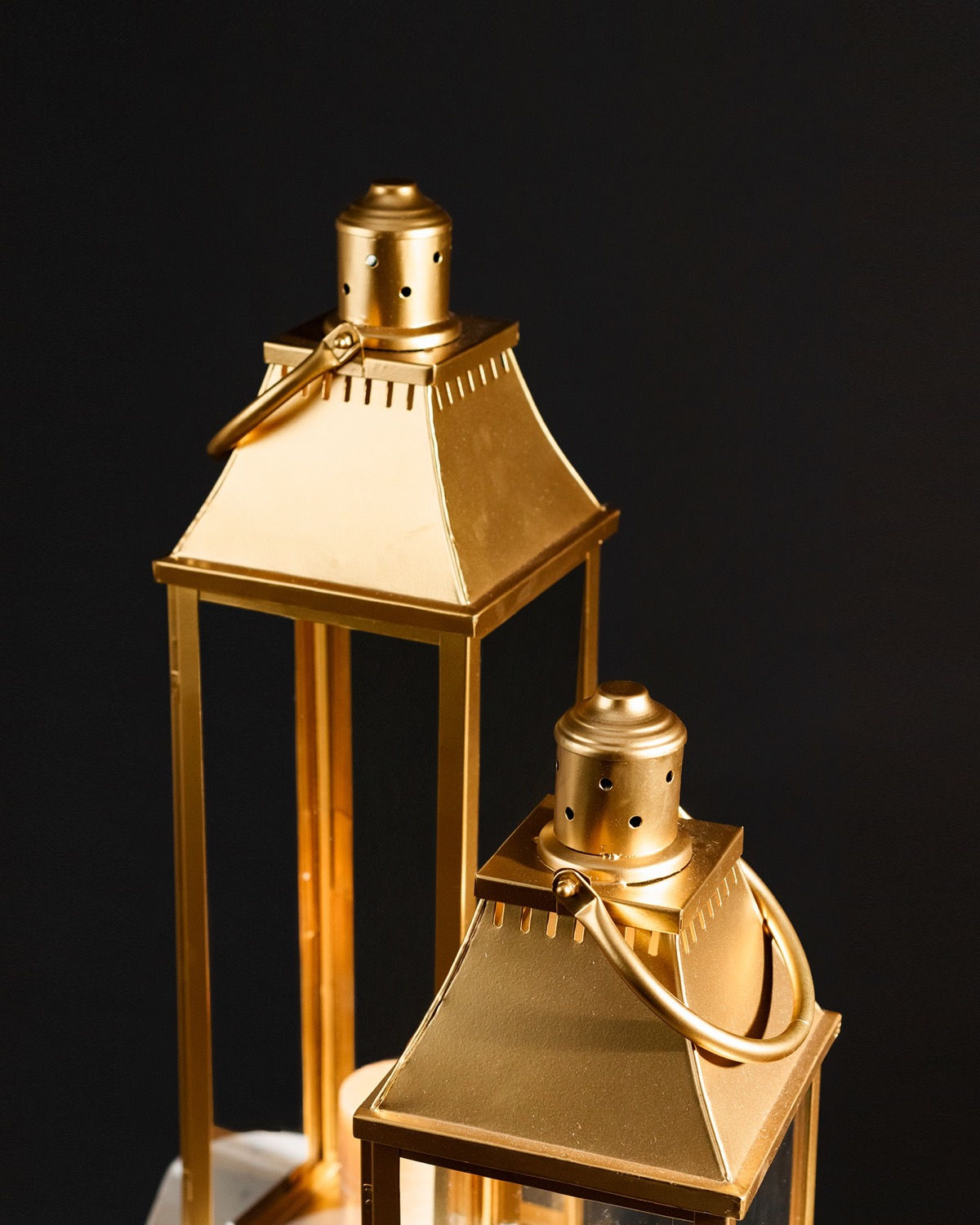 Illuminating Golden Lanterns