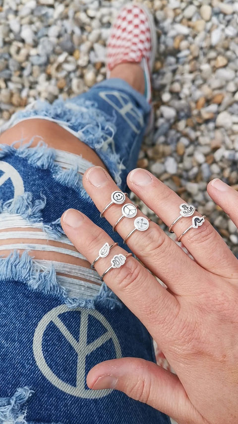 Thumbnail: Peace Ring