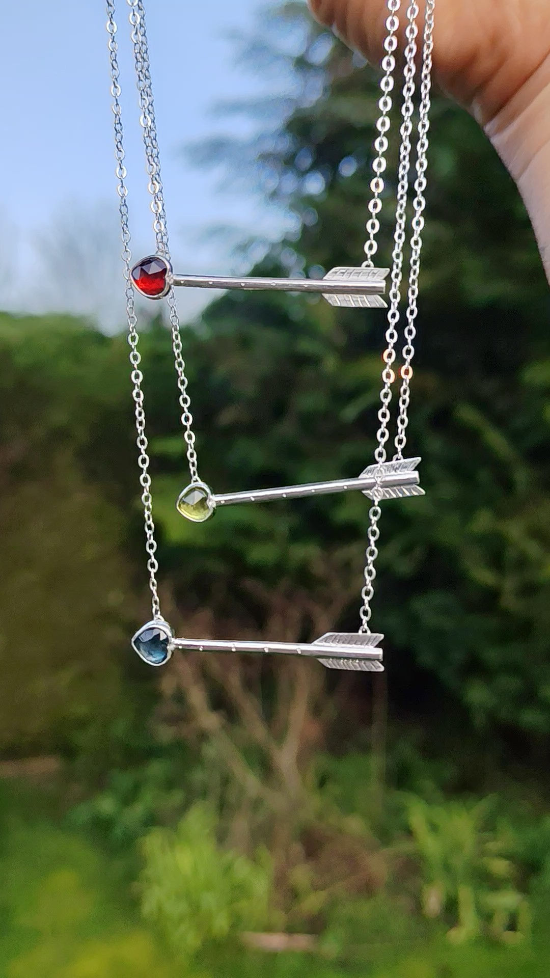 Follow your Heart Arrow Necklace