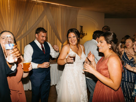 Unwrapping the Magic: Christmas-Inspired Wedding Themes