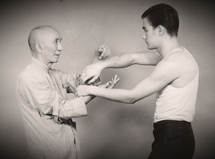 Capture d’écran 2025-05-05 091639_edited.jpg