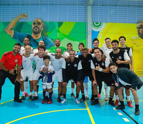 Lucas Moura recebe crianças e personalidades em Soccer Camp