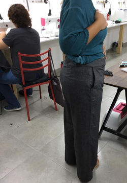 מכנסיים מקורס תפירה