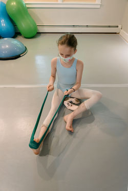 2021_Megan_Cross_Photography_Dorest_Physio_034-(ZF-4057-58036-1-020).jpg