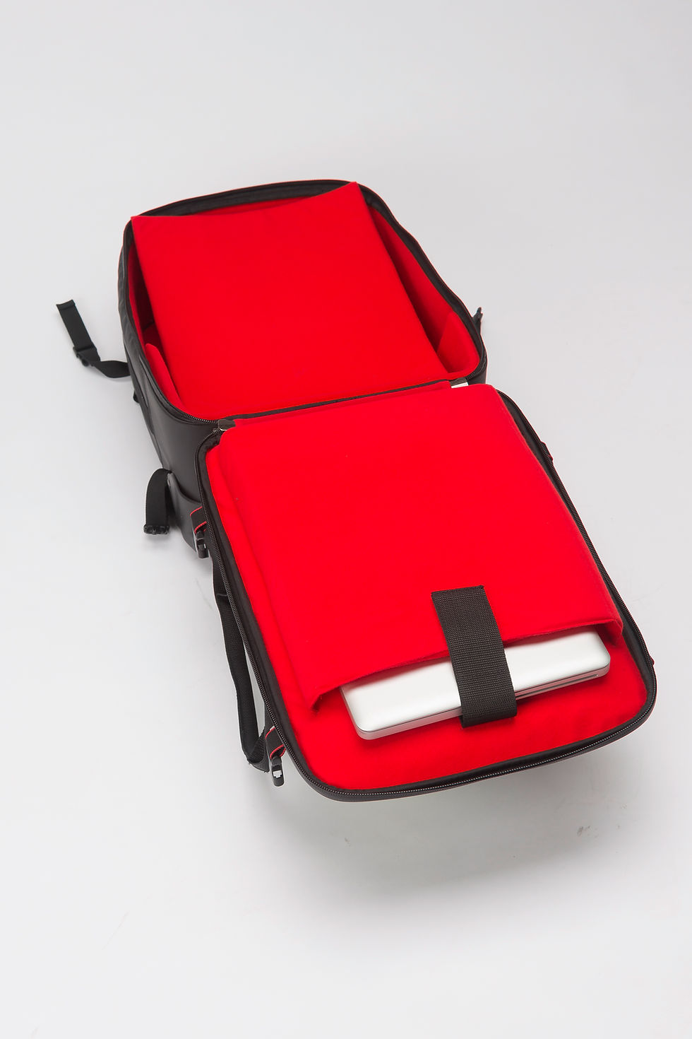RIOT Carry-On Trolley