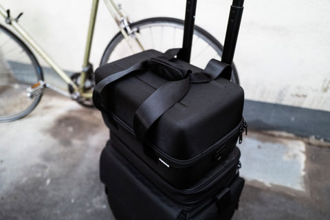 Solid Blaze Vinyl Trolley with 45 Sandwich Bag on top