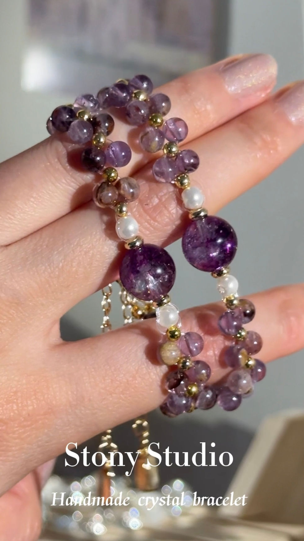 Thumbnail: Beaded Amethyst bracelet | Purple Quartz | Shell Pearl | 14k Gold-Filled