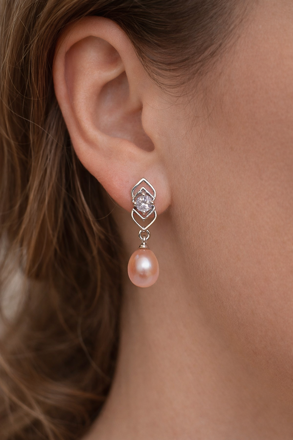 Thumbnail: Classic Pearl Drop Earrings
