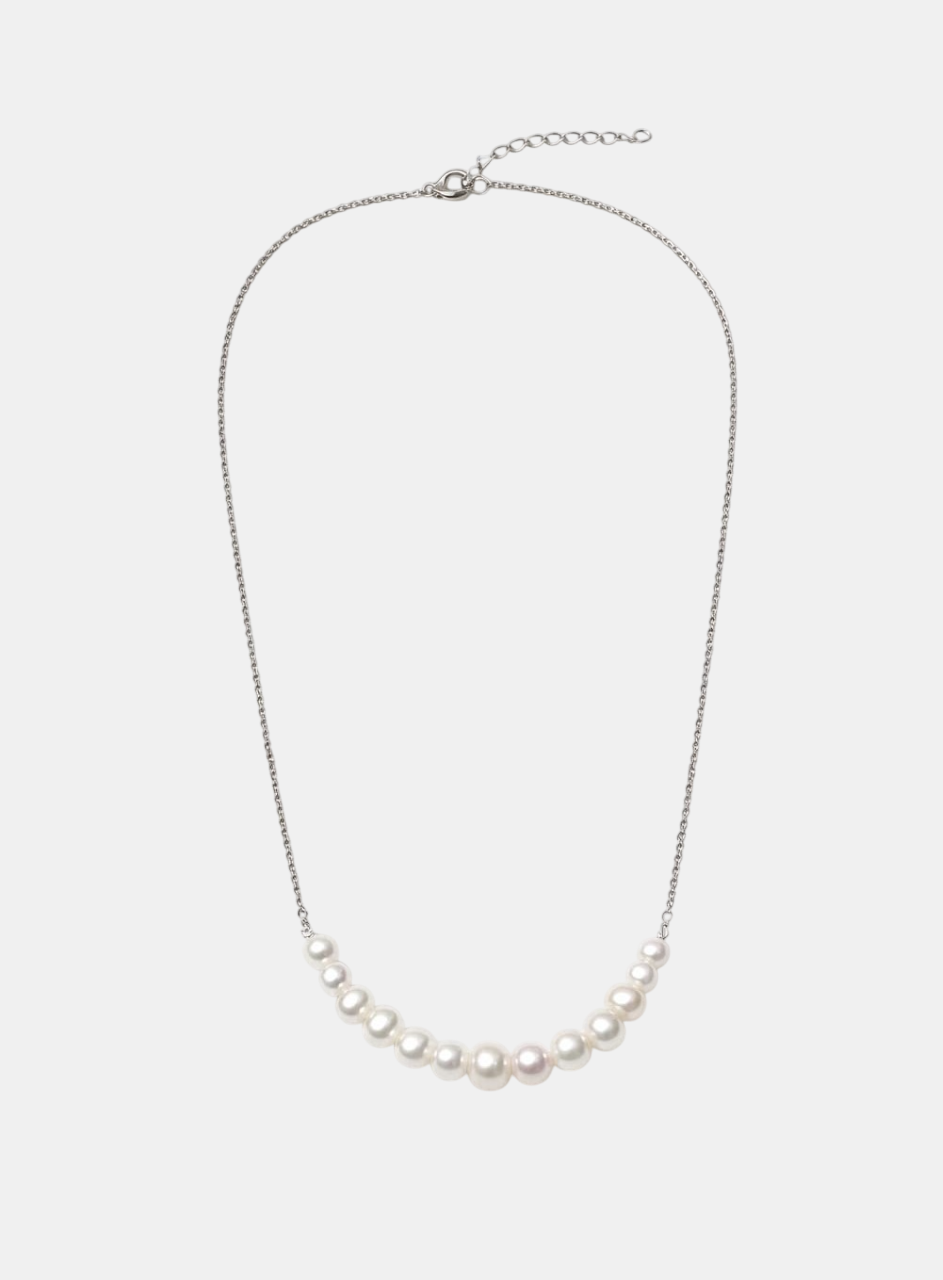 White Gradation Pearl in Chain