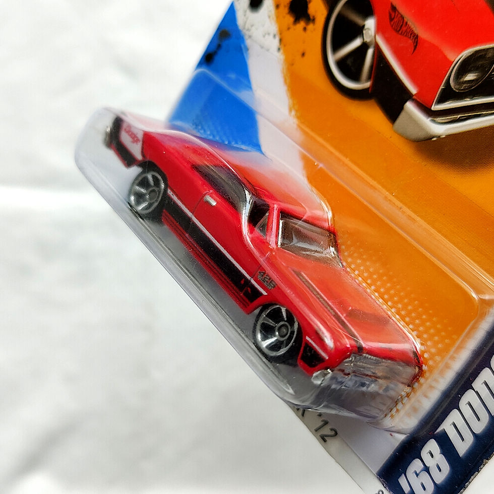 Hot Wheels Muscle Mania: Mopar Series '68 Dodge Dart chính diện