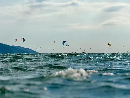 Kitesurfer am Gardasee