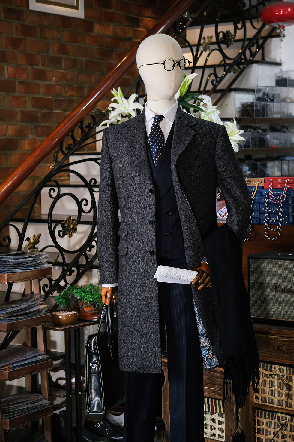 Áo khoác Chesterfield xương cá một hàng khuy của thợ may Carlo Pham tại Hà Nội